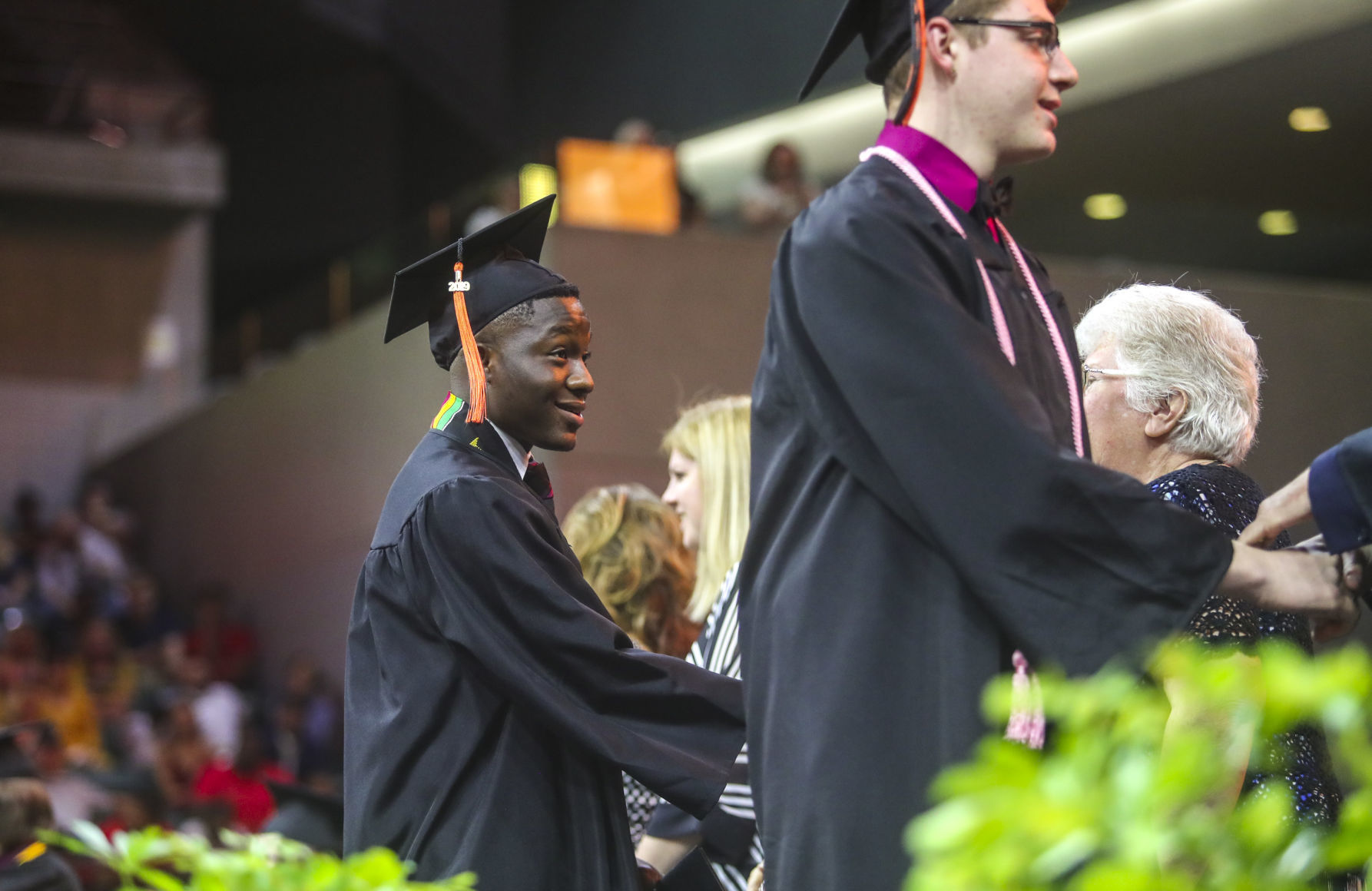 060219-mda-nws-uthsgrad-014